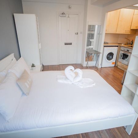 Studio At Chelsea Cloisters Hotel Londres Exterior foto