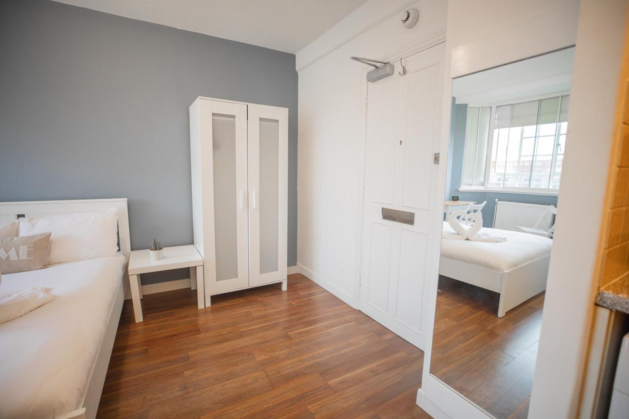 Studio At Chelsea Cloisters Hotel Londres Exterior foto